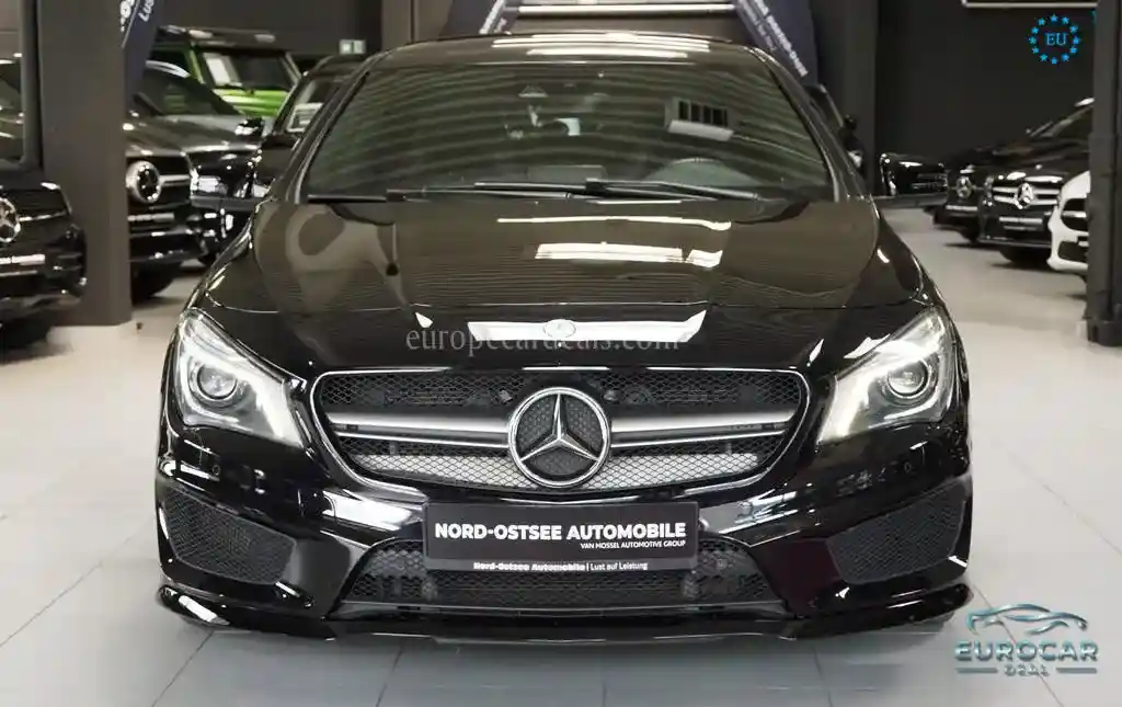 Mercedes-Benz CLA 45 AMG Shooting Brake