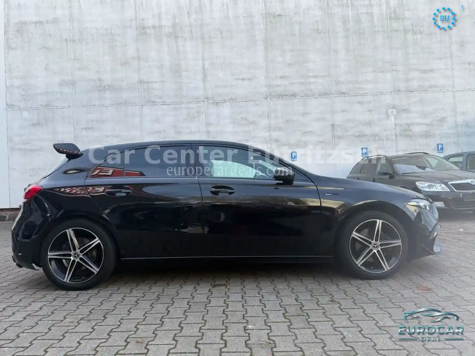 Mercedes-Benz A 220