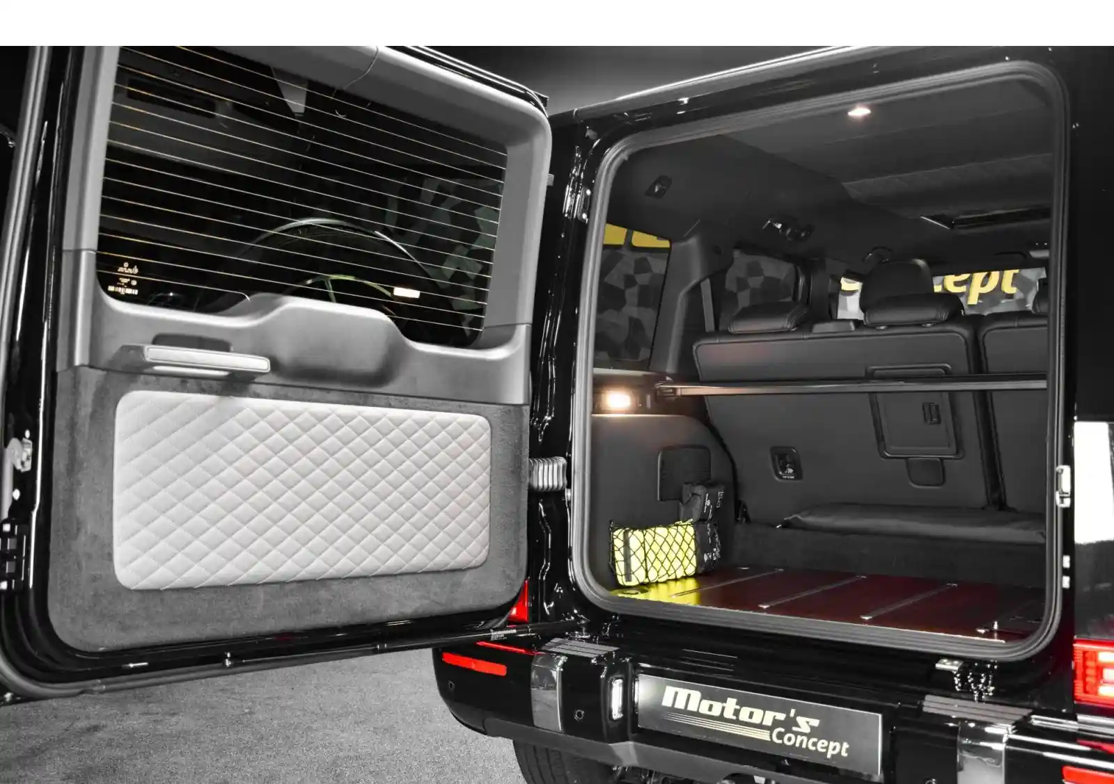 Mercedes-Benz G 500