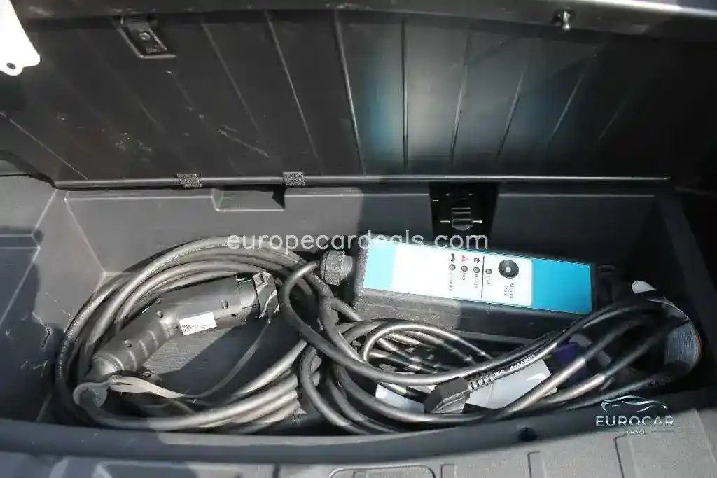 Mitsubishi Plug-in Hybrid Outlander