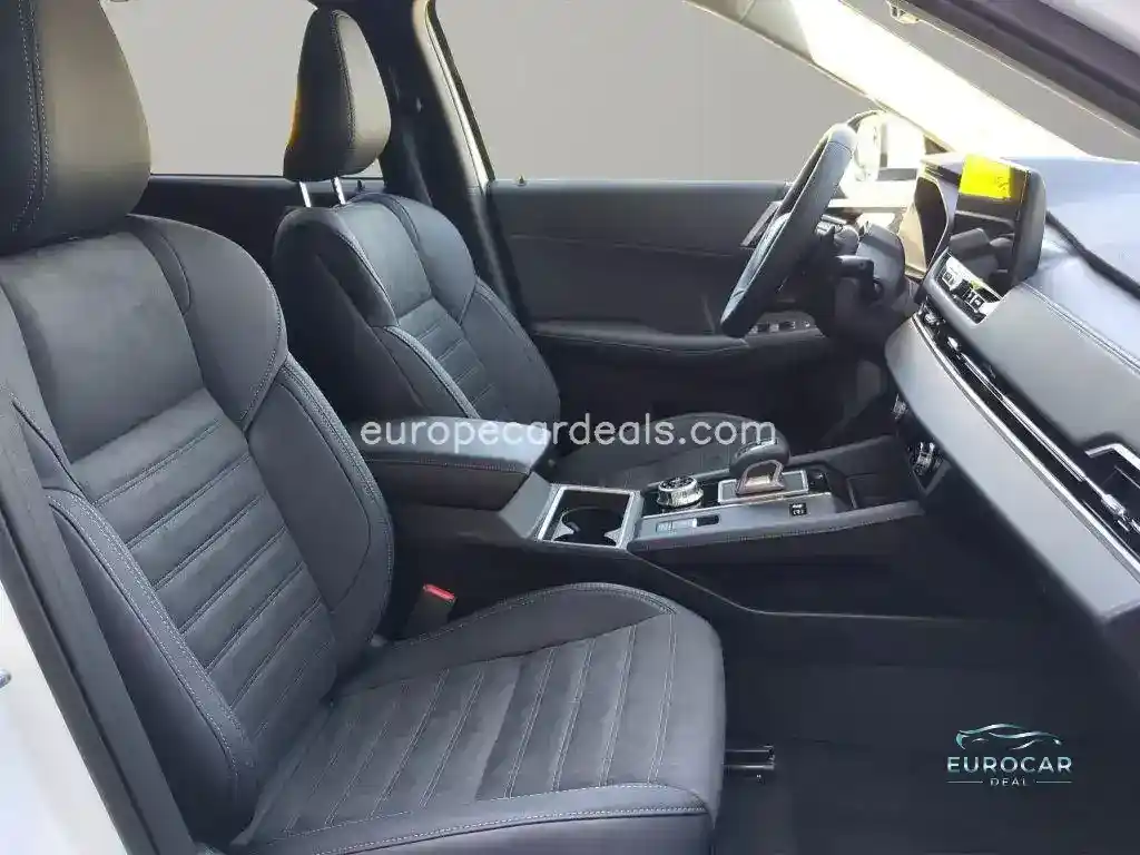 Mitsubishi Plug-in Hybrid Outlander