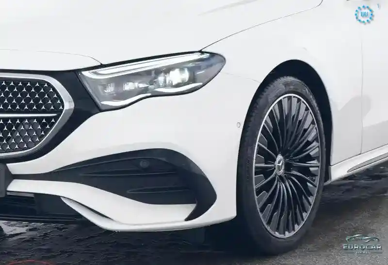 Mercedes-Benz E 300