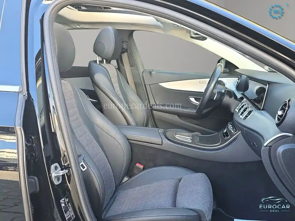Mercedes-Benz E 300
