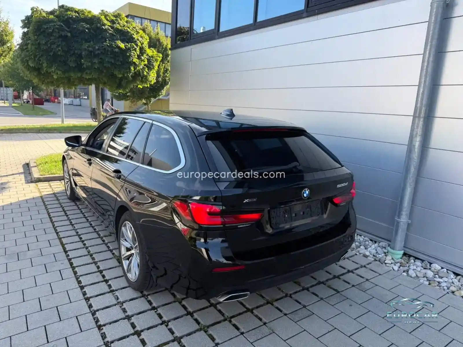 BMW 520