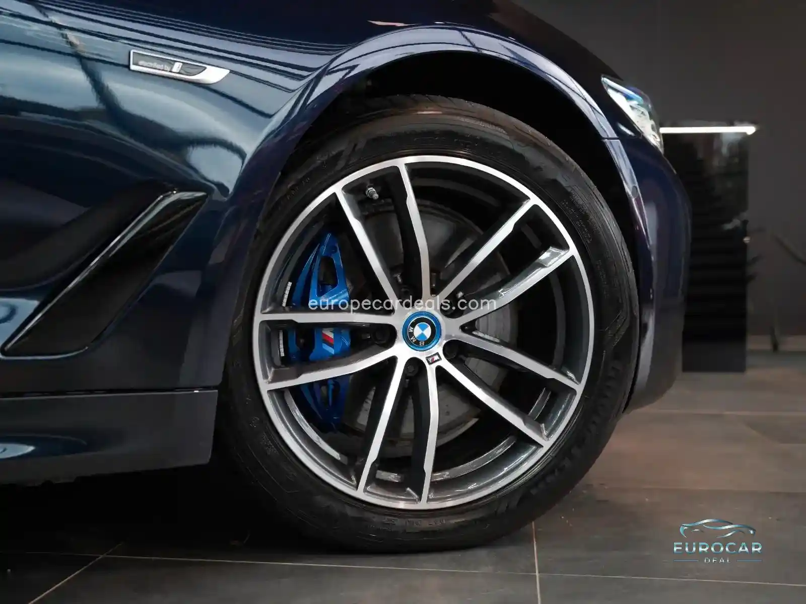BMW 530