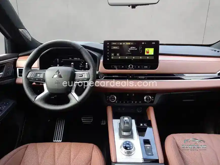 Mitsubishi Plug-in Hybrid Outlander