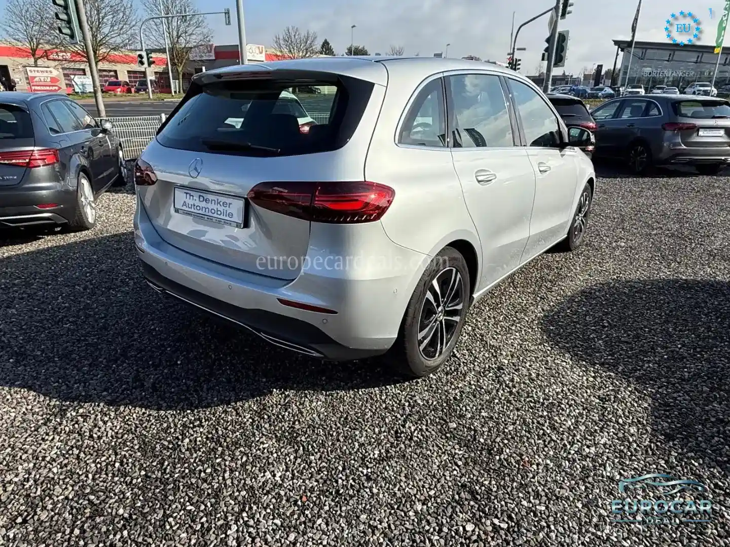Mercedes-Benz B 200