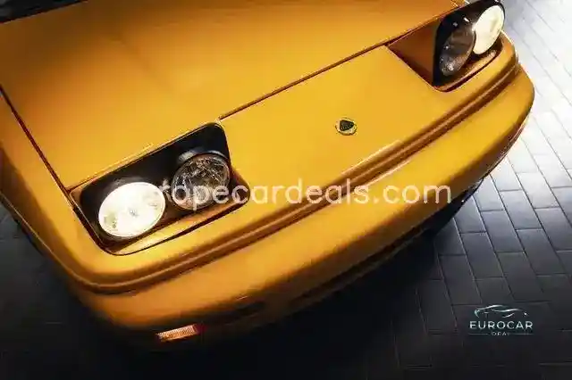 Lotus Esprit
