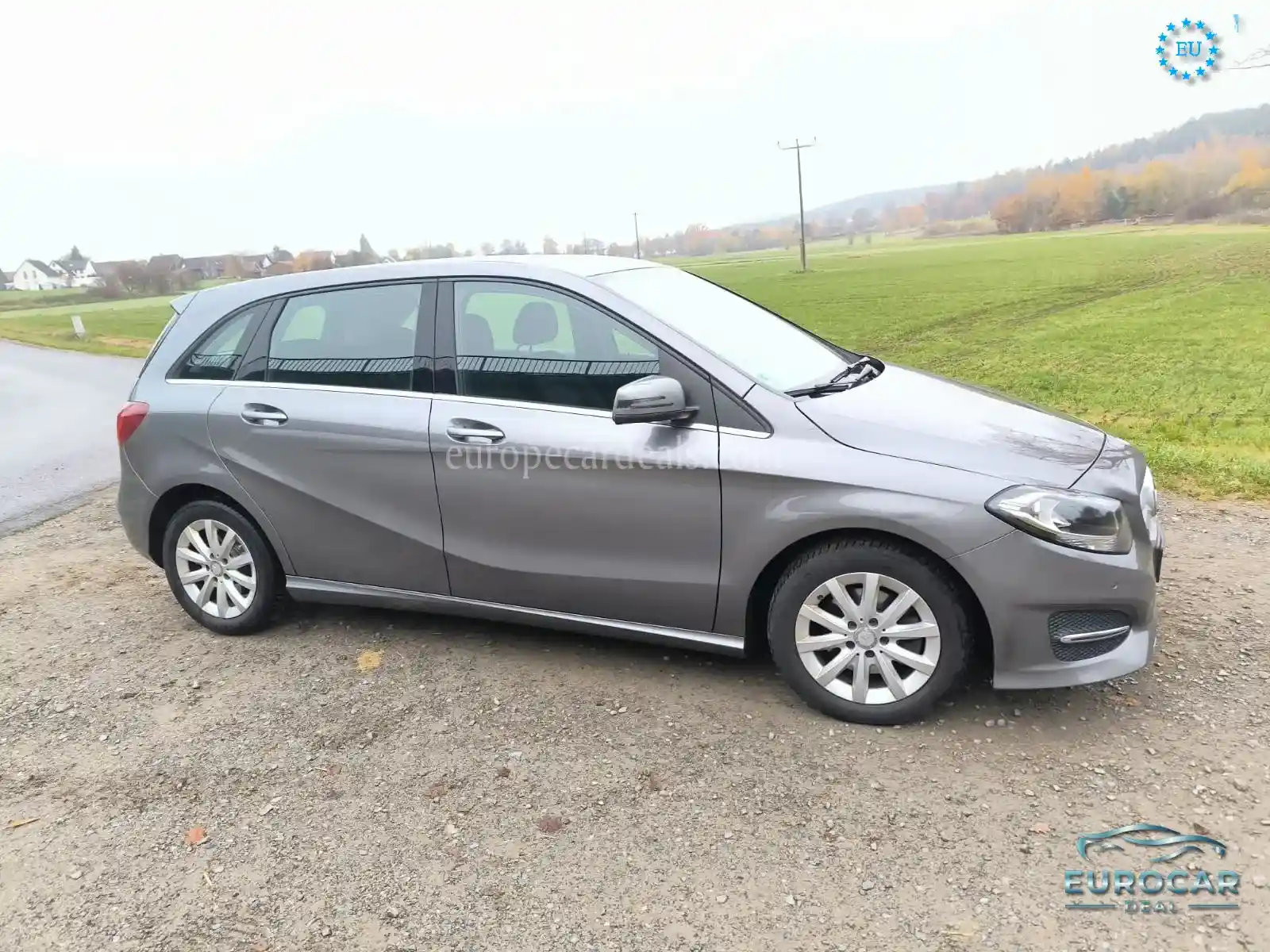 Mercedes-Benz B 180