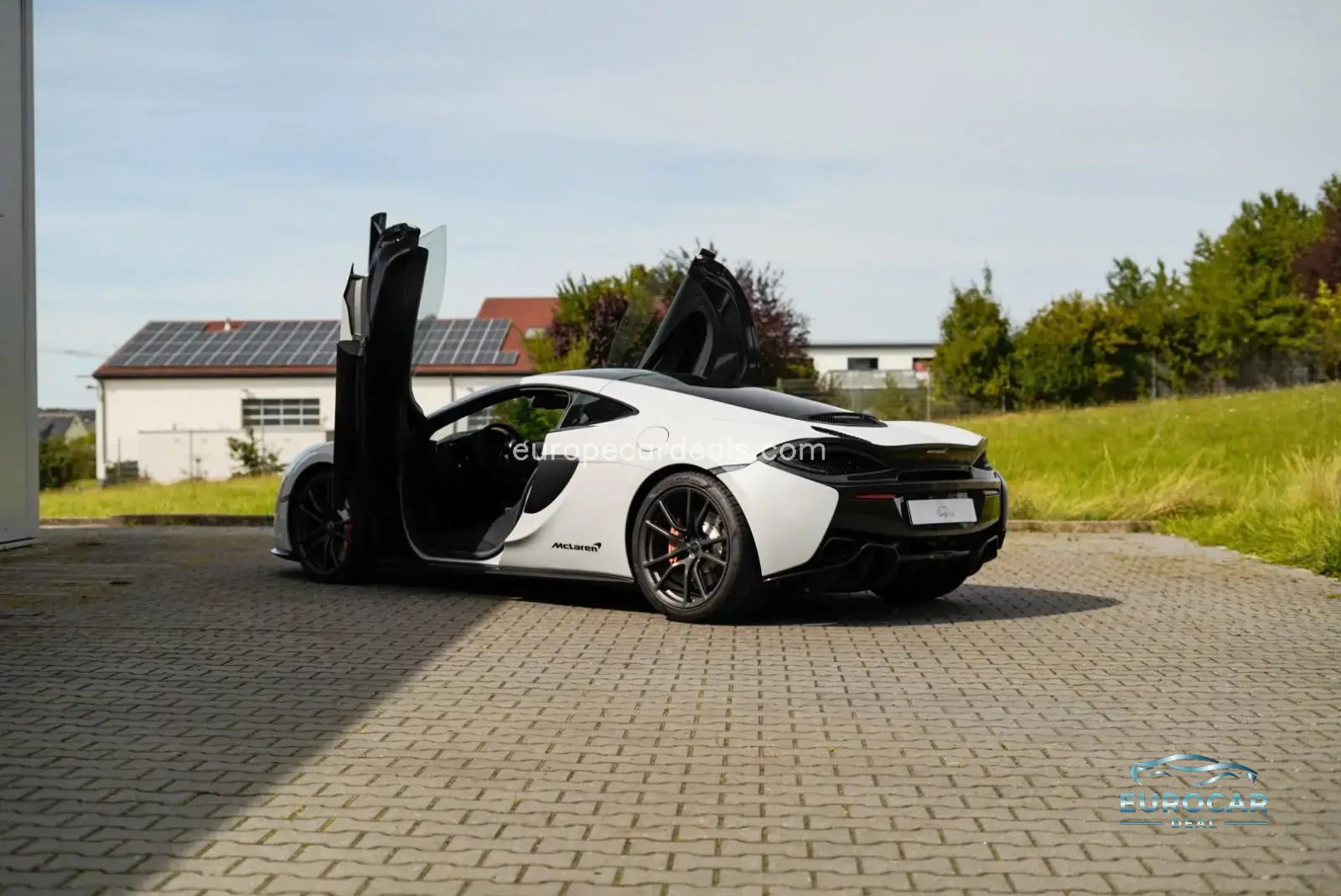 McLaren 570GT