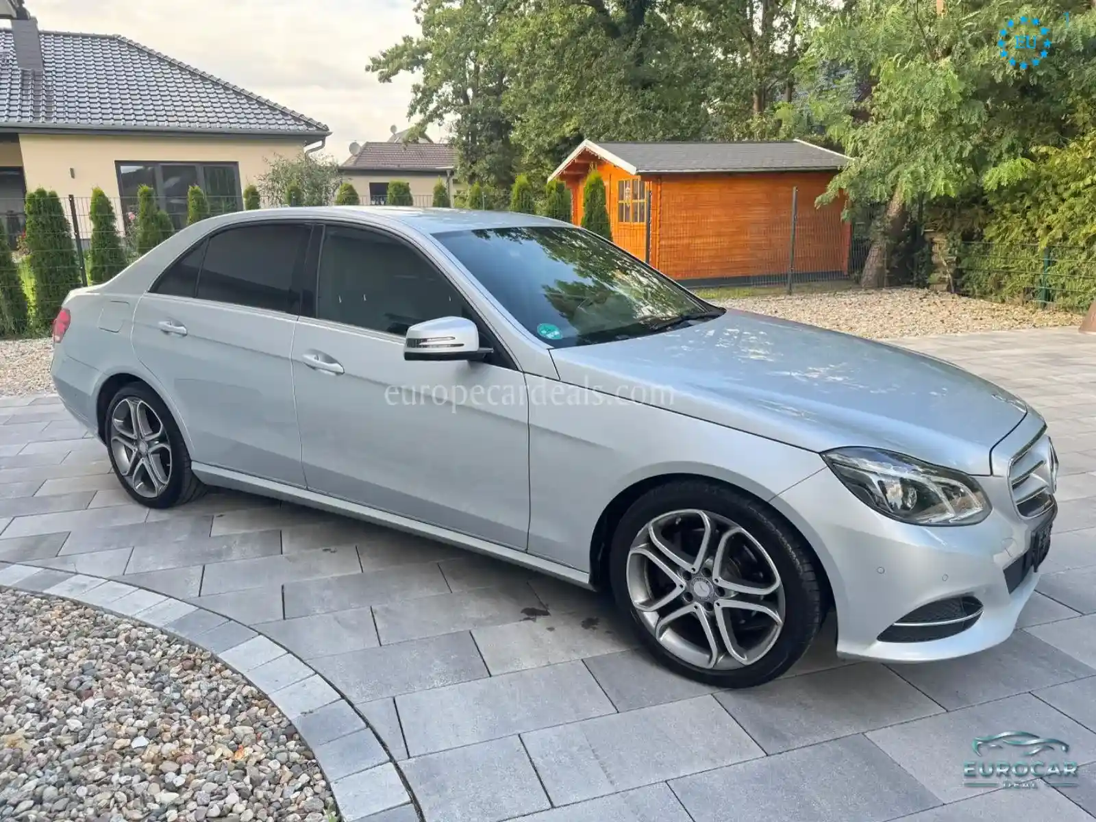 Mercedes-Benz E 200