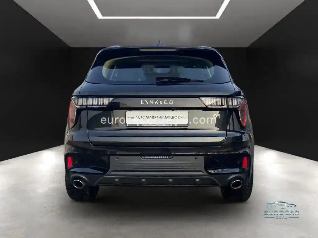 Lynk&Co 01