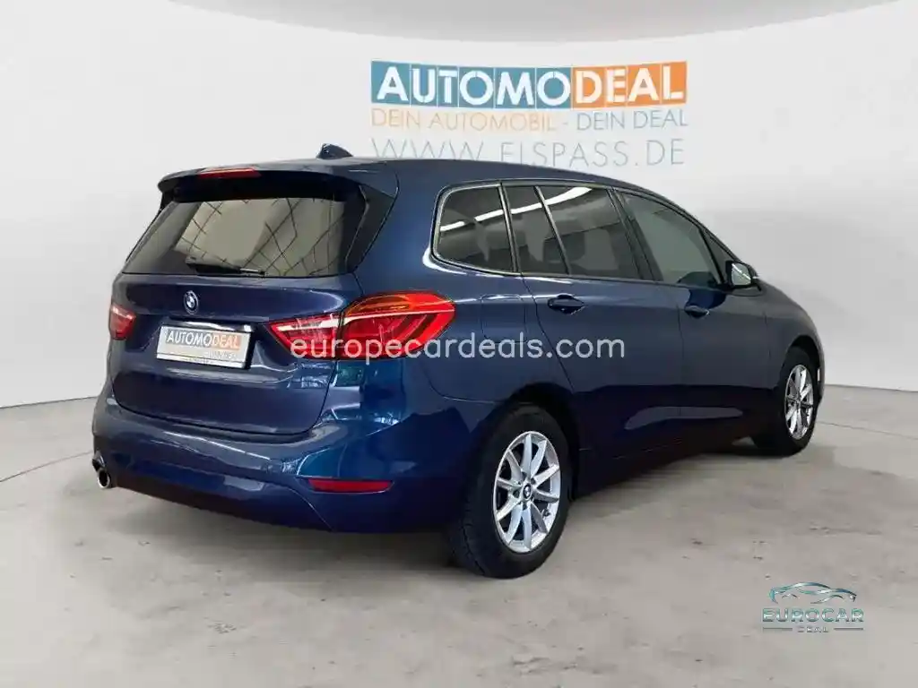 BMW 216