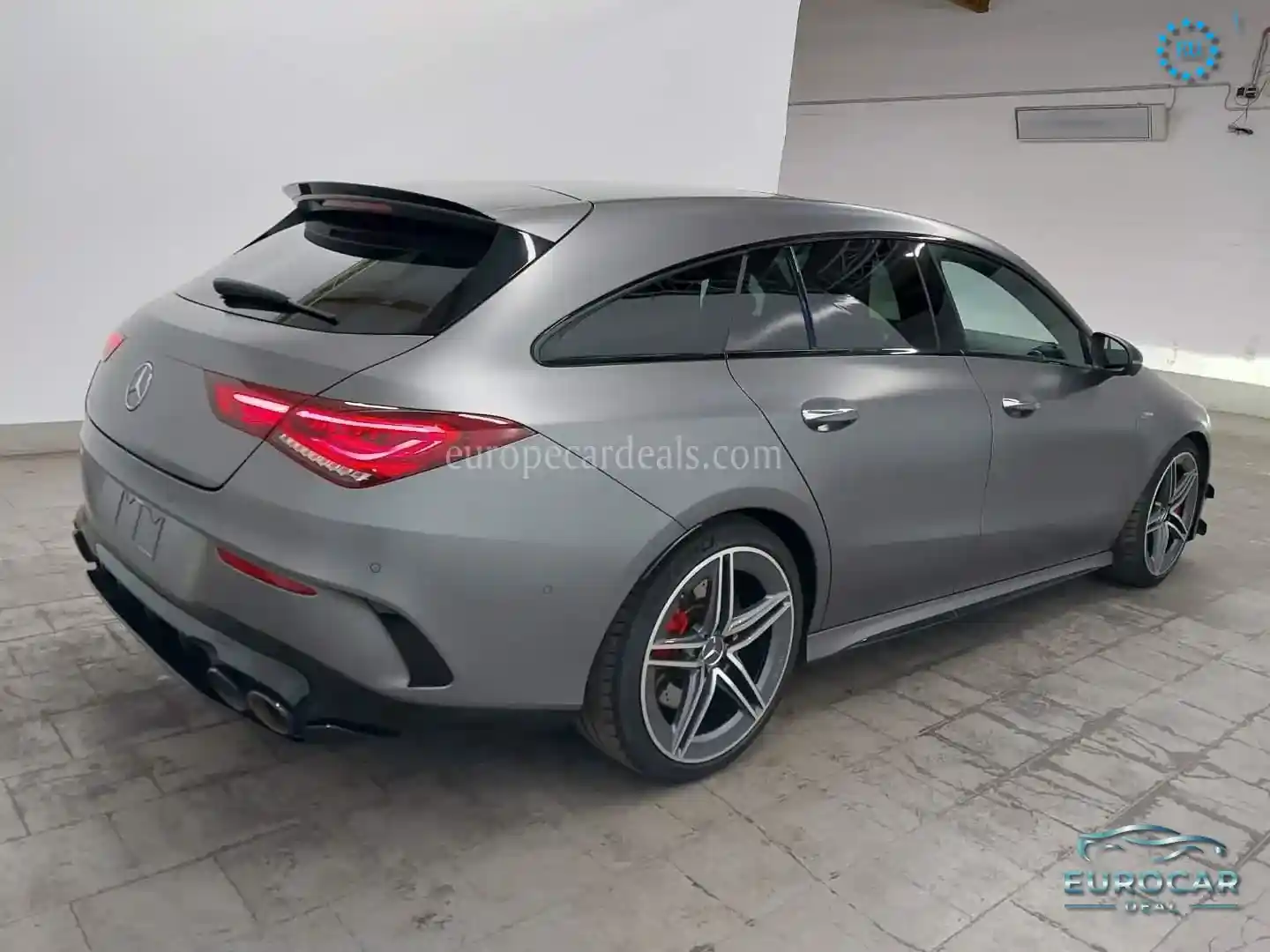 Mercedes-Benz CLA 45 AMG Shooting Brake
