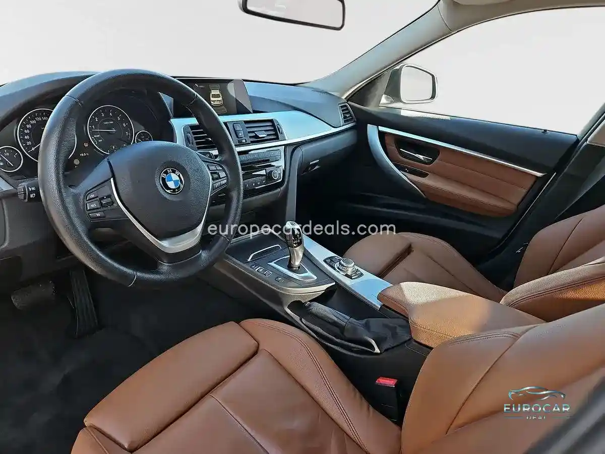BMW 330