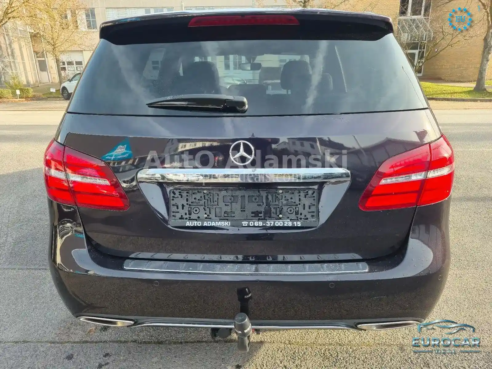 Mercedes-Benz B 180