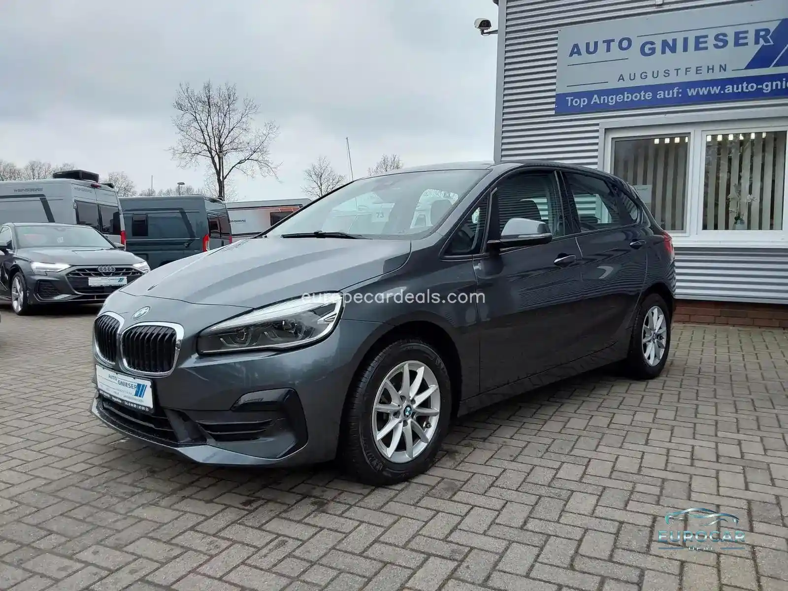 BMW 218