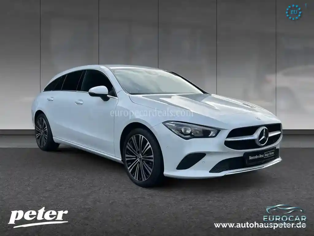 Mercedes-Benz CLA 220 Shooting Brake