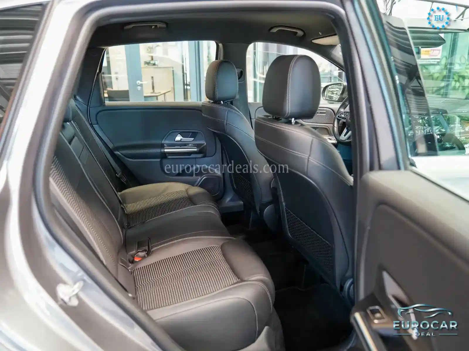 Mercedes-Benz B 220