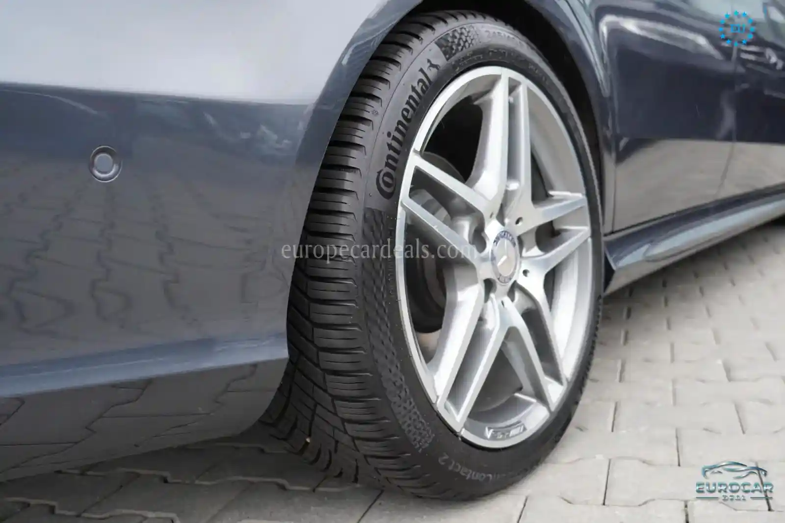 Mercedes-Benz E 400