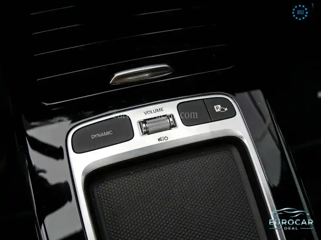 Mercedes-Benz A 35 AMG