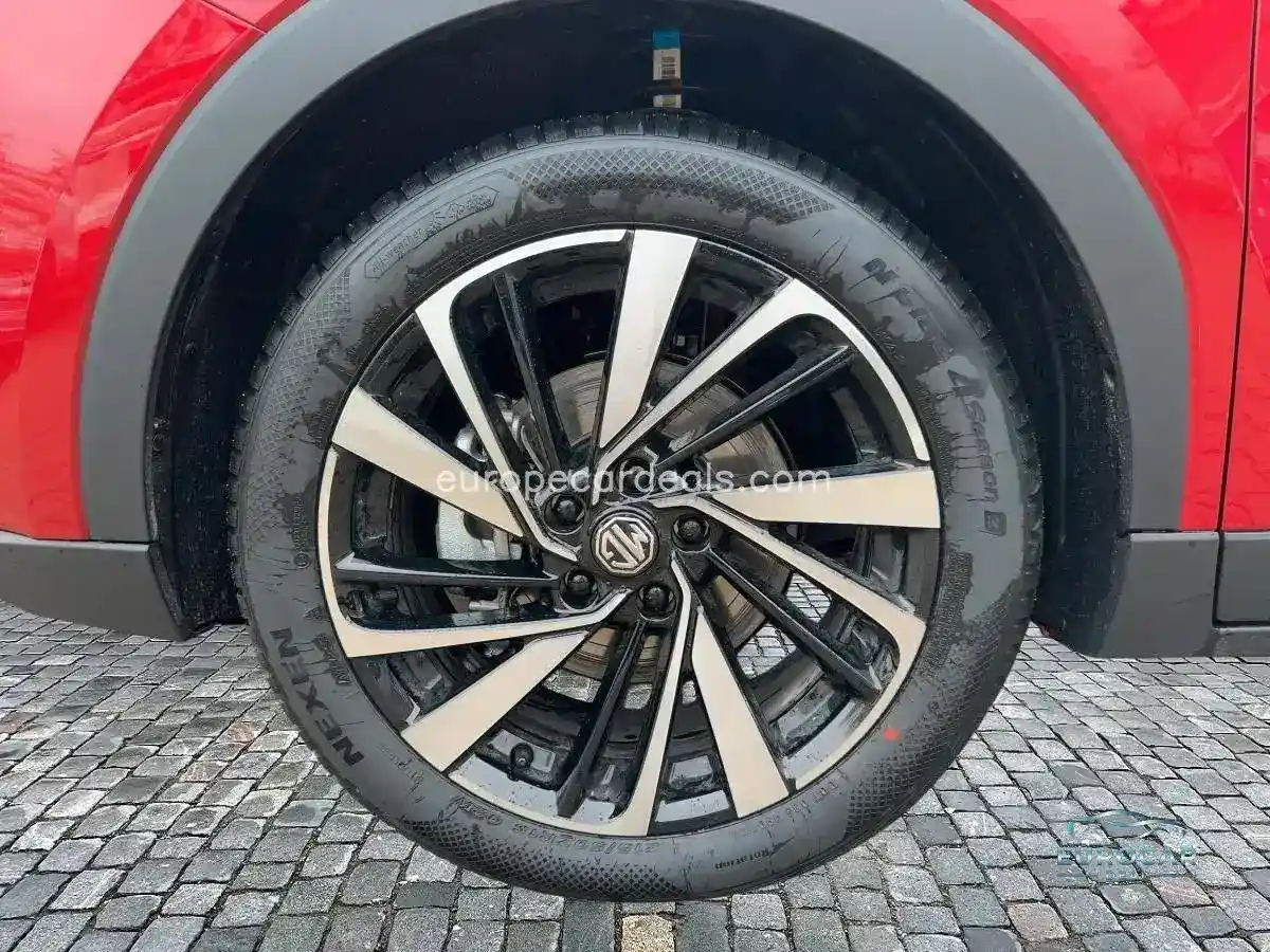 MG ZS