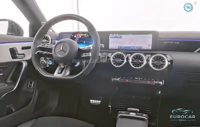 Mercedes-Benz CLA 45 AMG