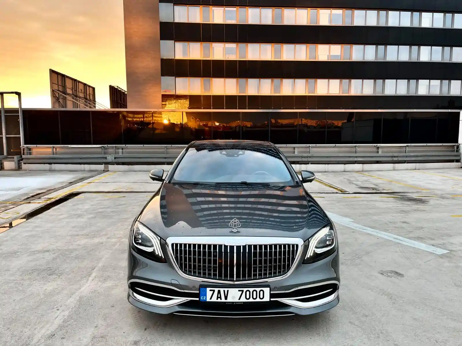 Mercedes-Benz S 560