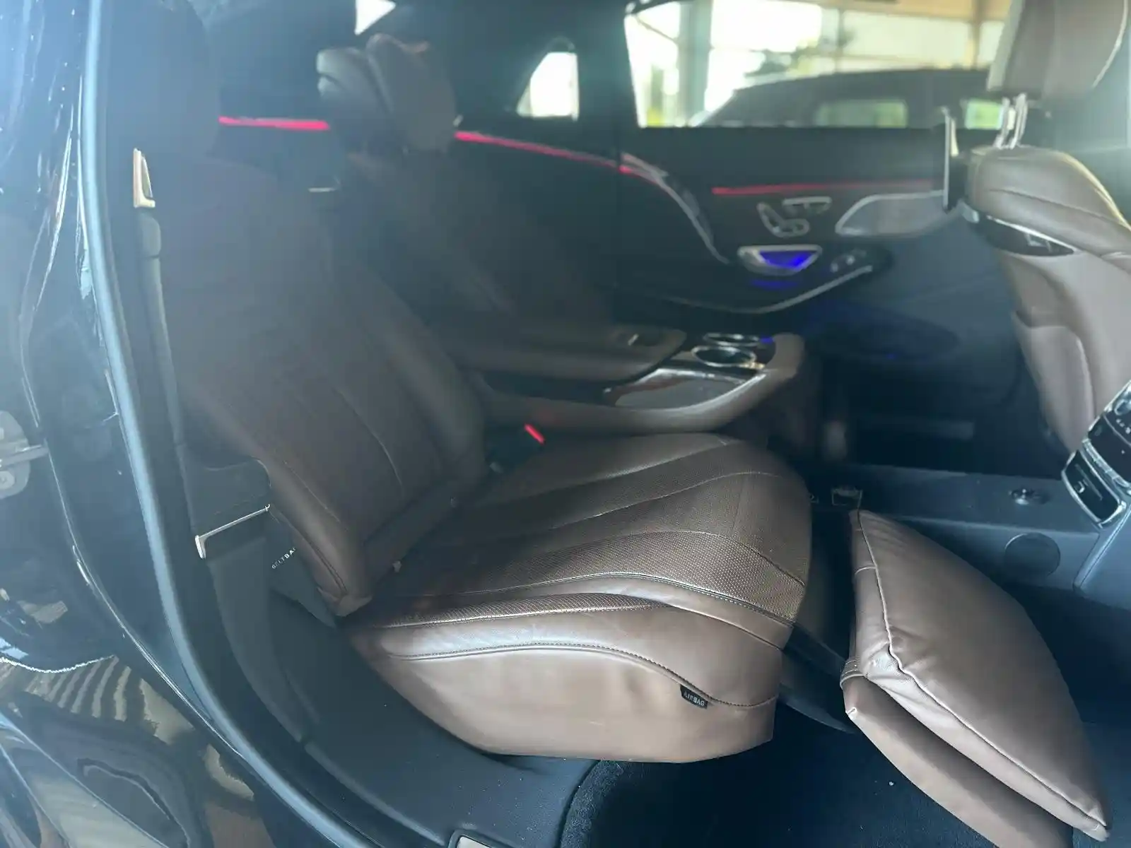 Mercedes-Benz S 560