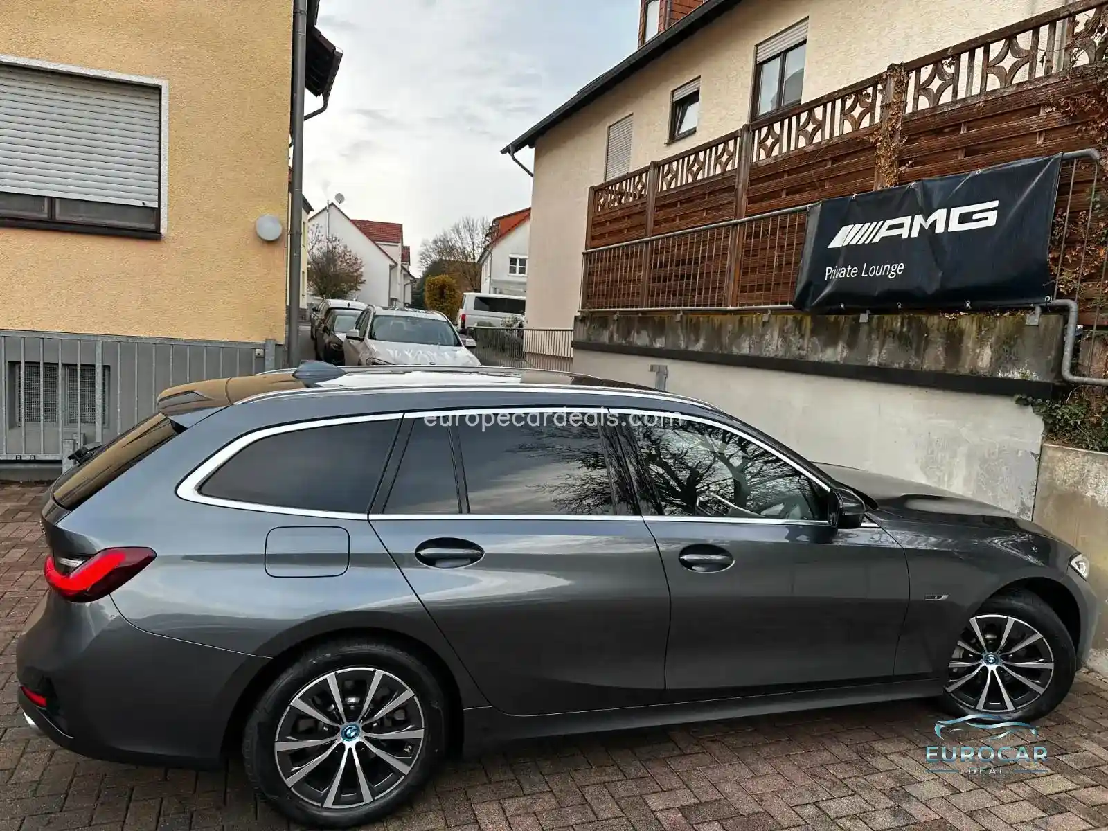 BMW 330