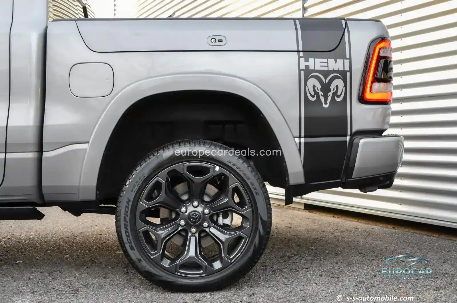 Dodge RAM