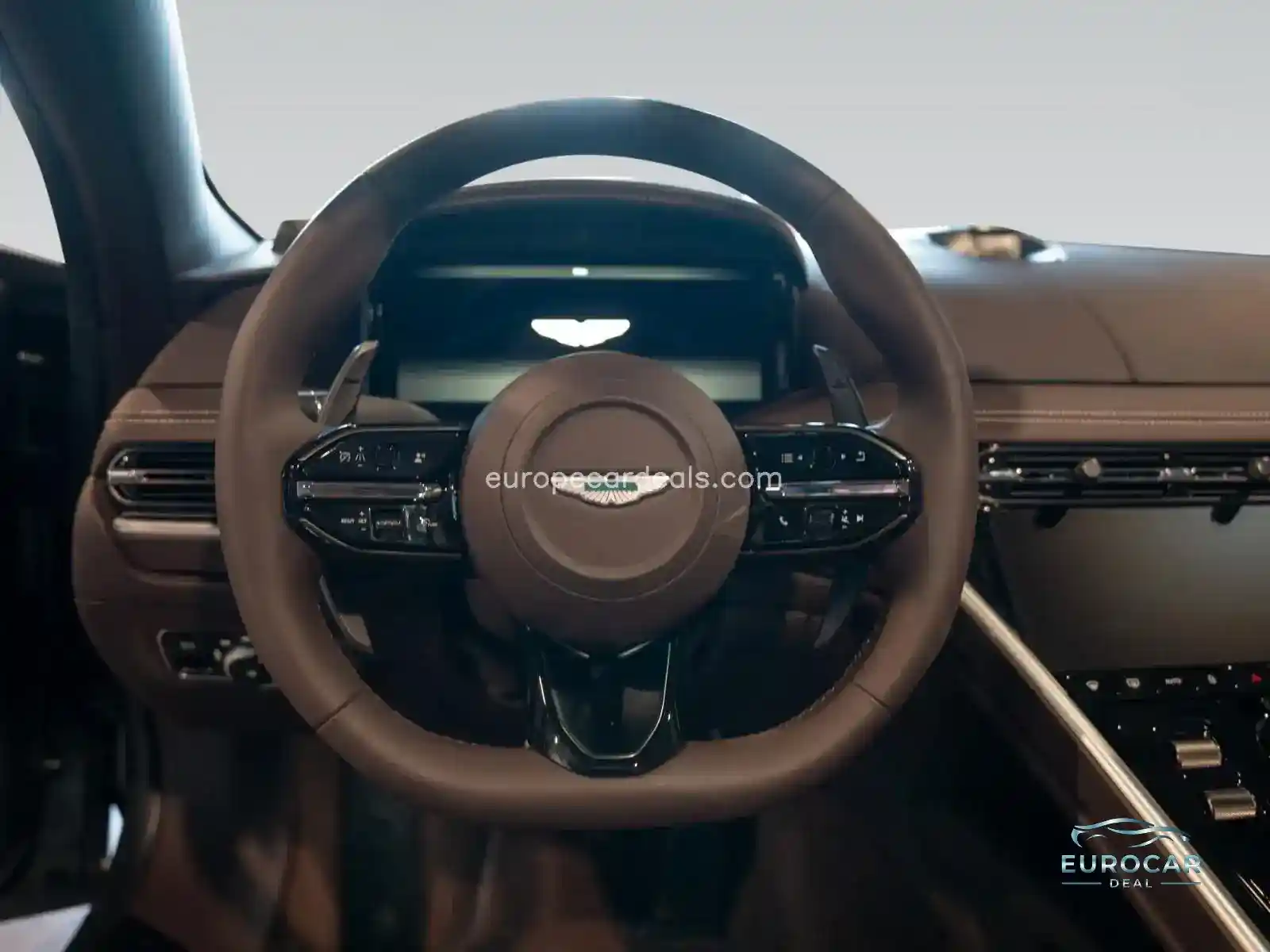 Aston Martin DB12