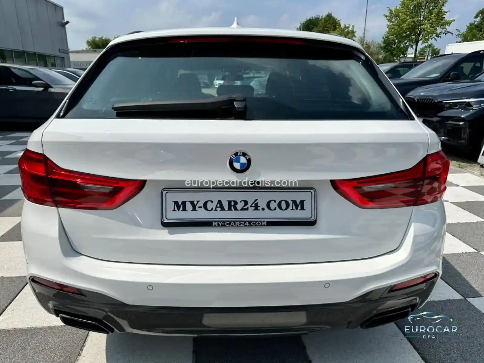 BMW M550