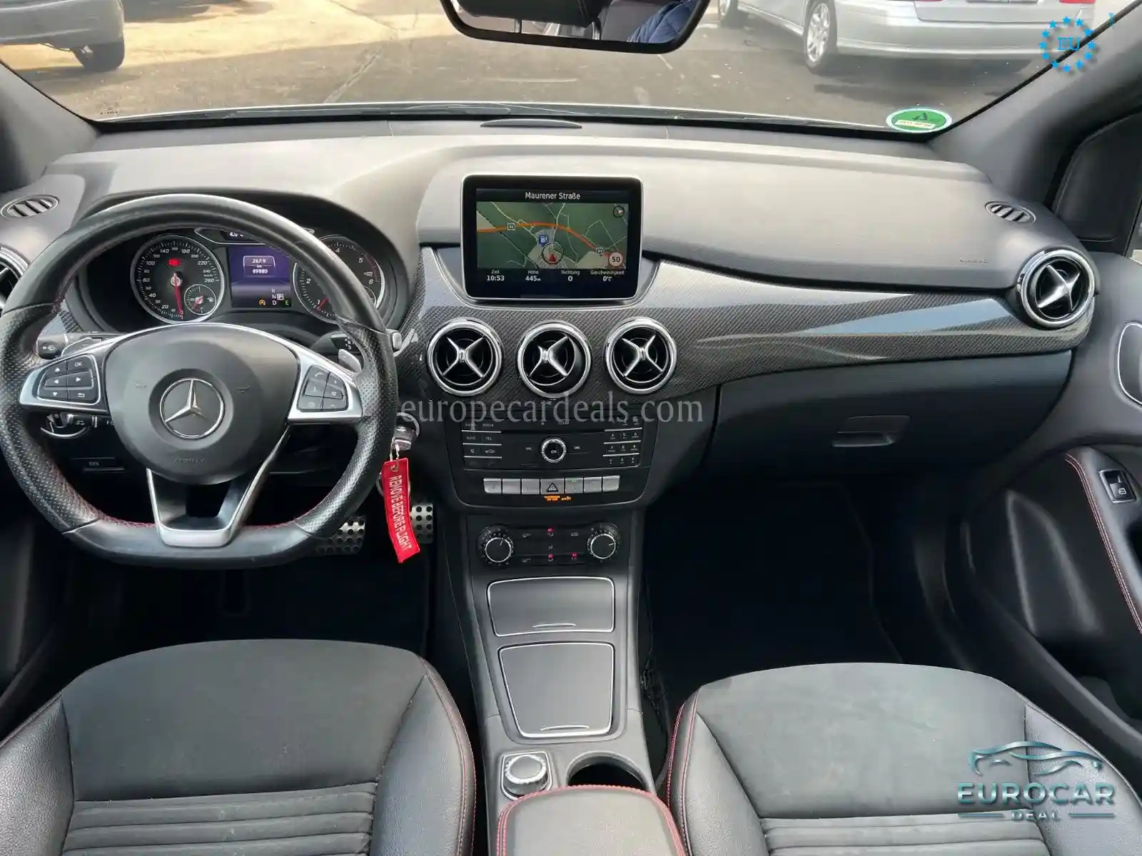 Mercedes-Benz B 200