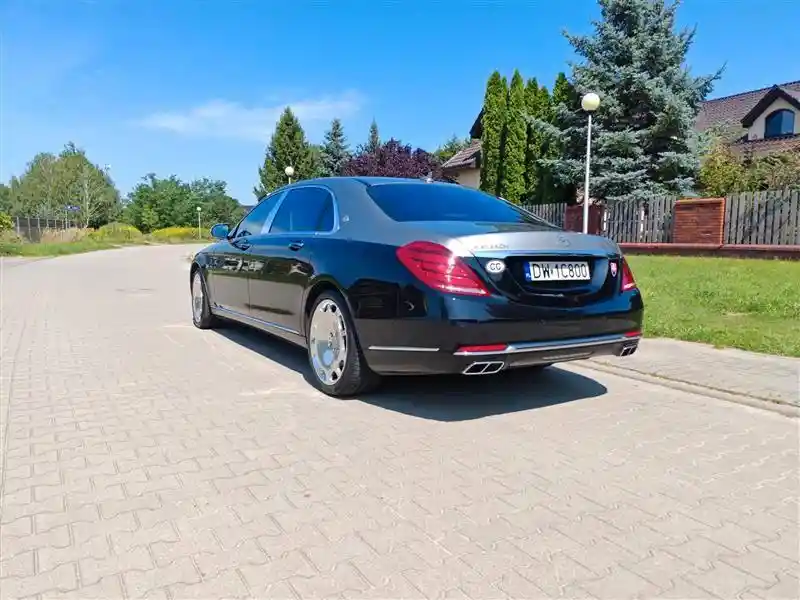 Mercedes-Benz S 500