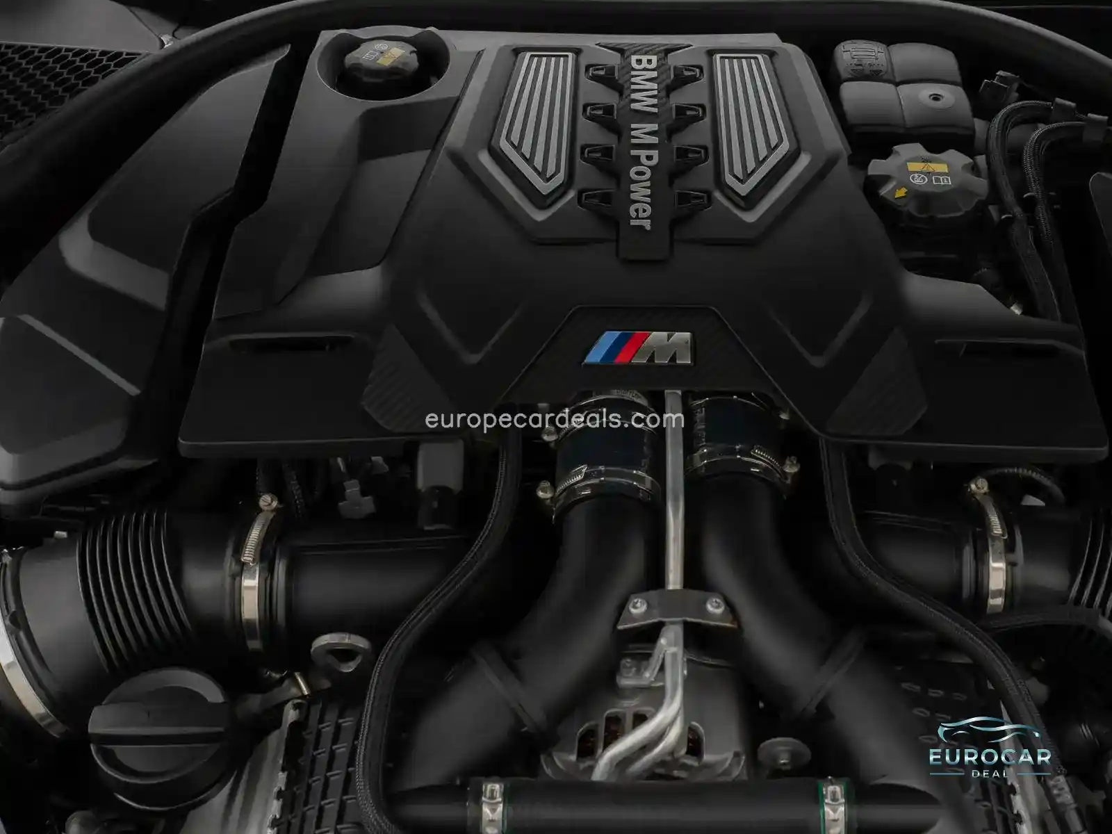 BMW M8