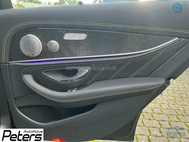 Mercedes-Benz E 63 AMG