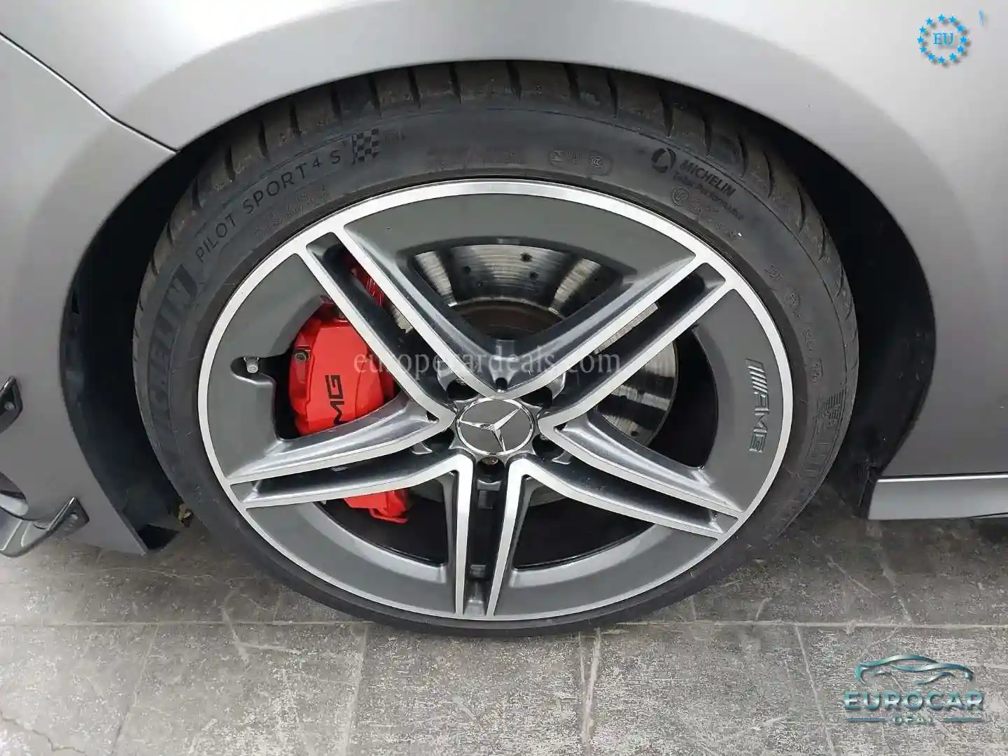Mercedes-Benz CLA 45 AMG Shooting Brake