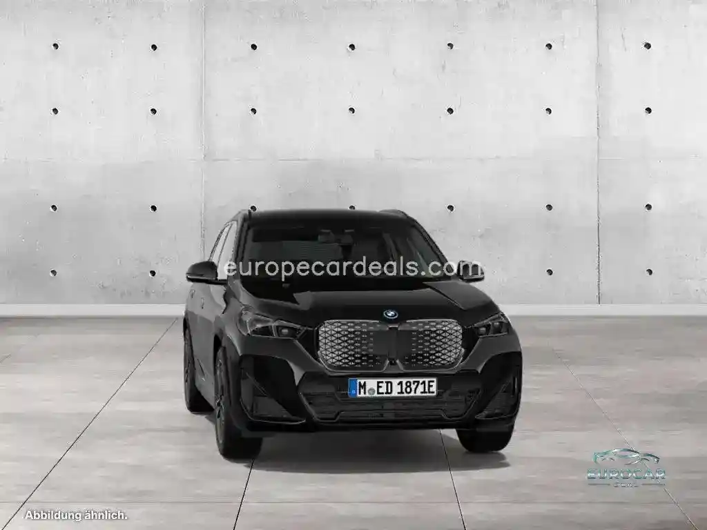 BMW iX1