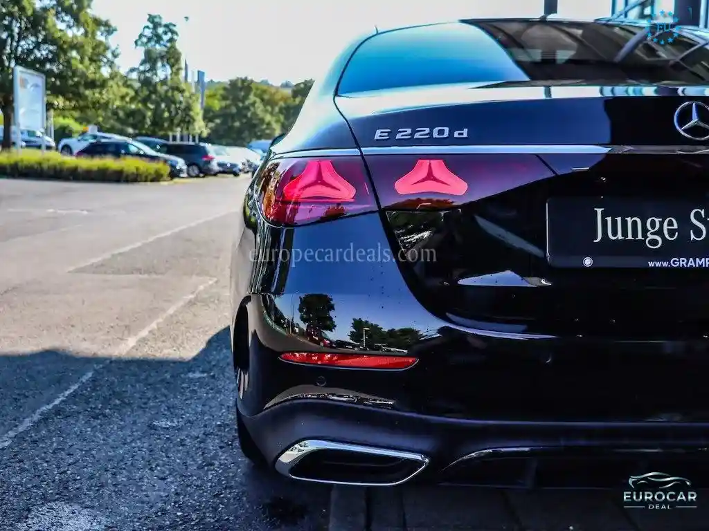 Mercedes-Benz E 220