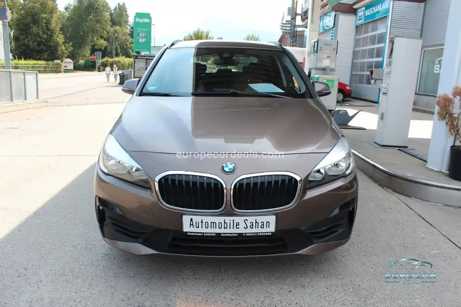BMW 218