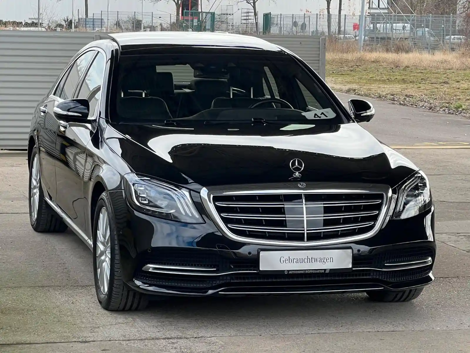 Mercedes-Benz S 560