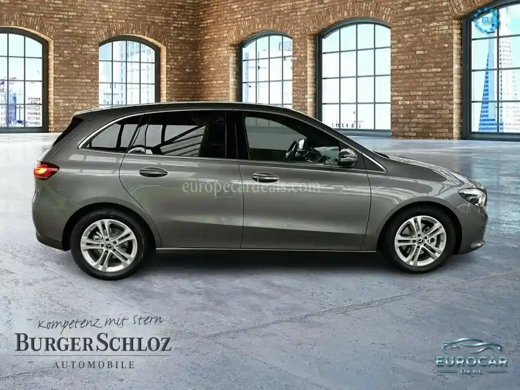 Mercedes-Benz B 180