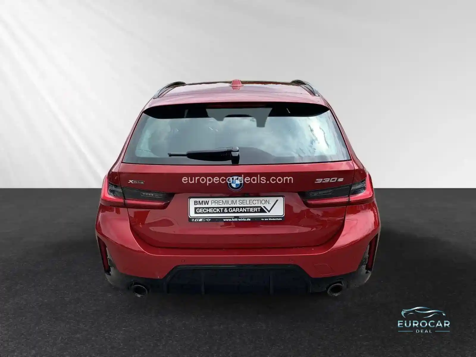 BMW 330