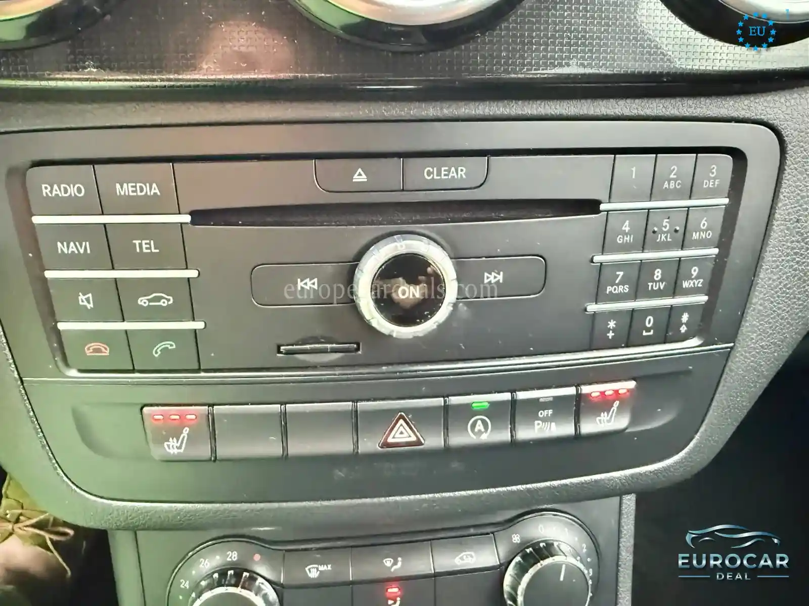 Mercedes-Benz B 180