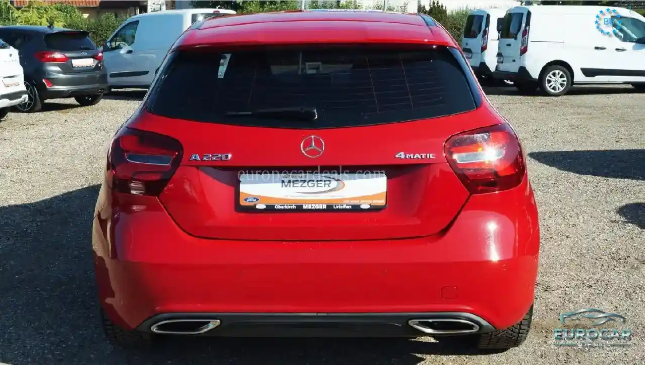 Mercedes-Benz A 220