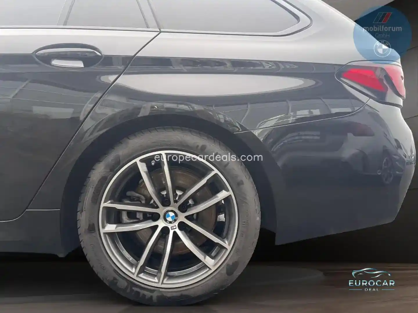 BMW 530