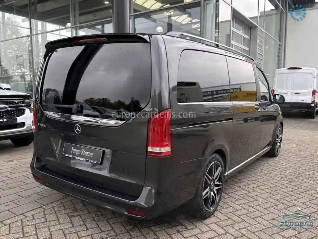 Mercedes-Benz V 250