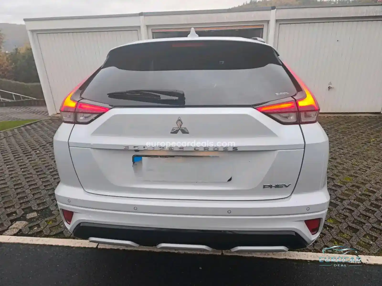 Mitsubishi Plug-in Hybrid Outlander