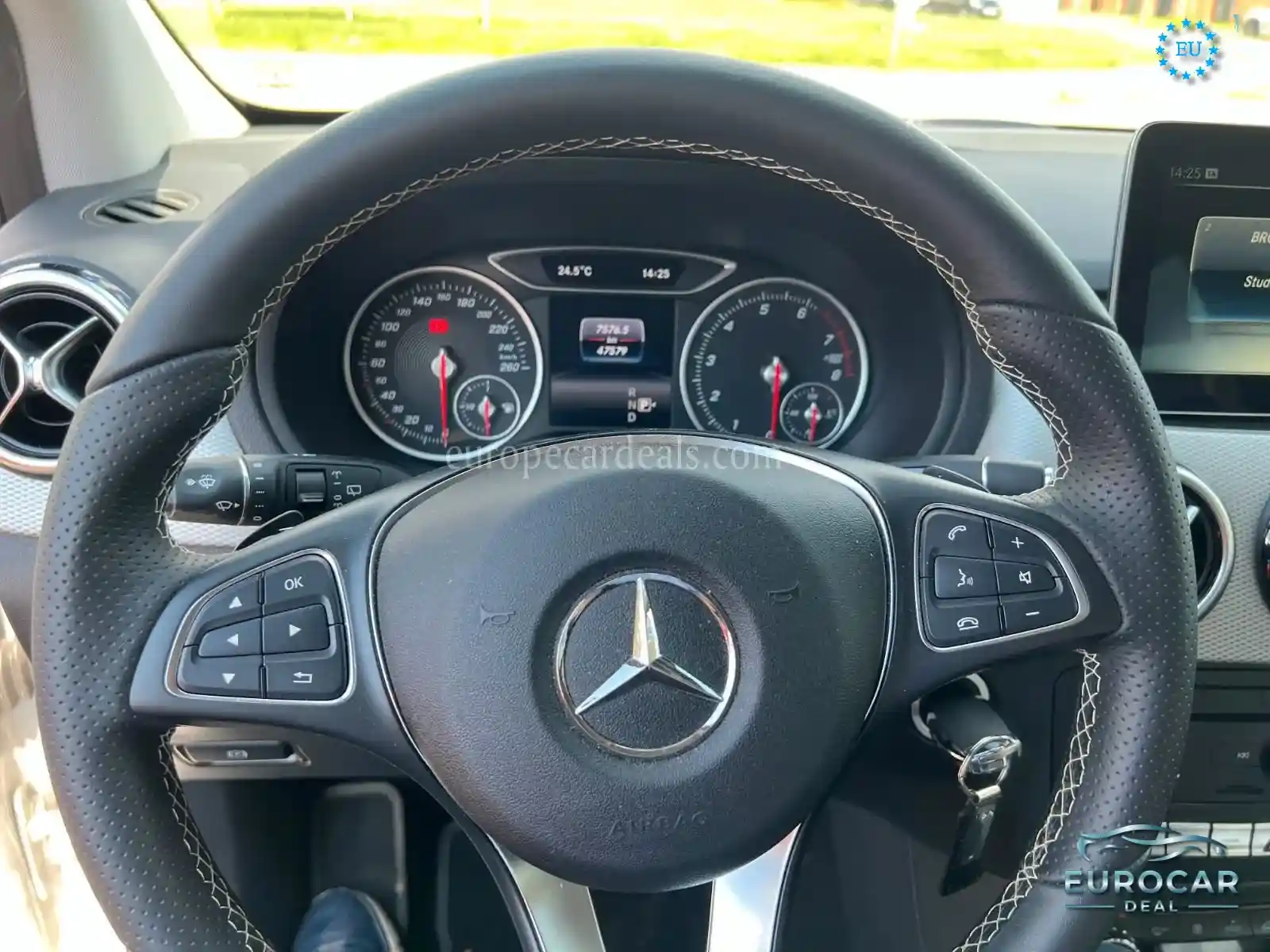 Mercedes-Benz B 200